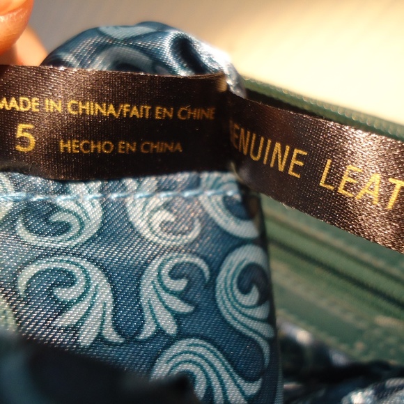 STONEMOUNTAIN Aquamarine Crossbody Bag Genuine Leather Turquoise Logo - Picture 13 of 14